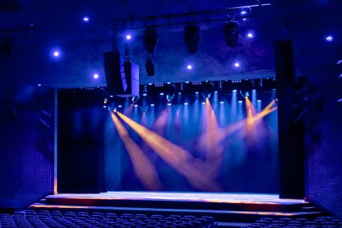 Loos Center for the Arts