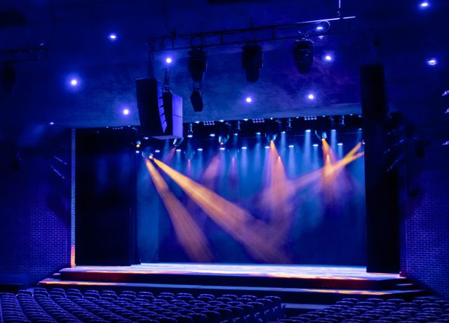 Loos Center for the Arts