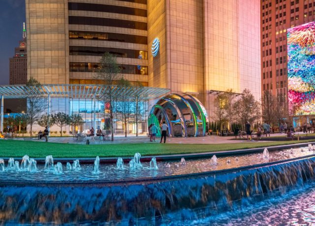 AT&T Discovery District